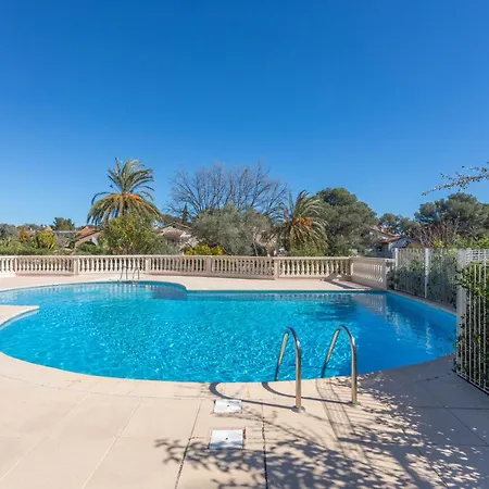 Elegant 45m² Piscine Terrasse Appartement
