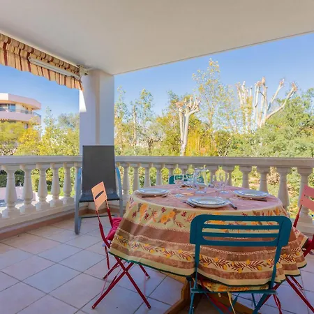 Appartement Elegant 45m² Piscine Terrasse *